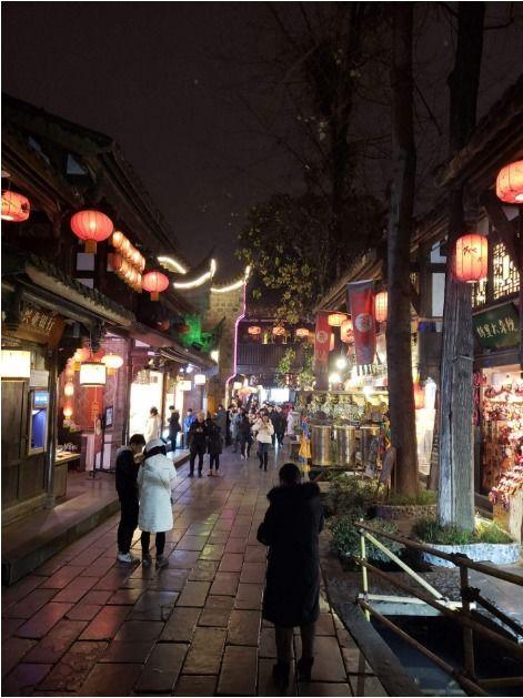 老街取图吃瓜,图鉴美食，尽享夏日吃瓜时光